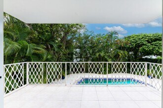 434 Chilean Ave, Unit 2d in Palm Beach, FL - Foto de edificio - Building Photo
