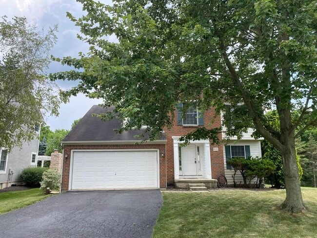 8123 Shannon Glen Blvd in Dublin, OH - Building Photo - Building Photo