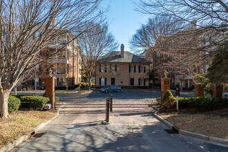 St. Martin Square in Brentwood, TN - Building Photo - Building Photo