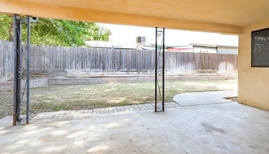 1175 Pontiac Ave in Clovis, CA - Building Photo - Building Photo