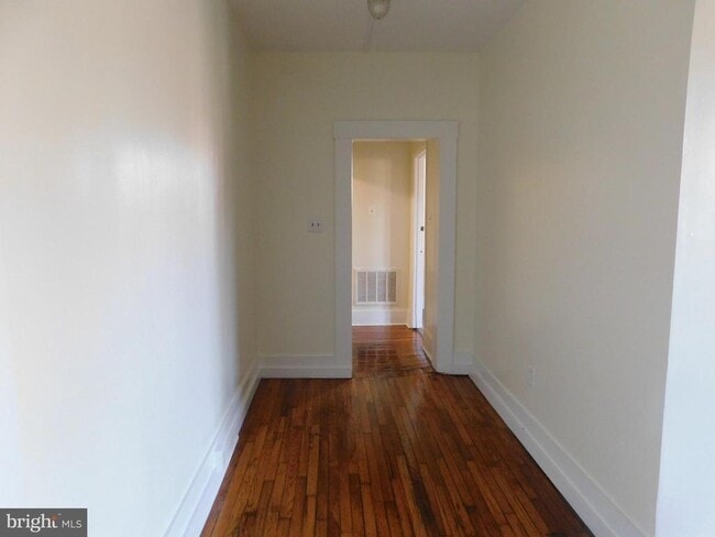 property at 413 E Cork St
