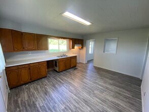 19418 Newtown Rd in Oakwood, IL - Building Photo - Building Photo