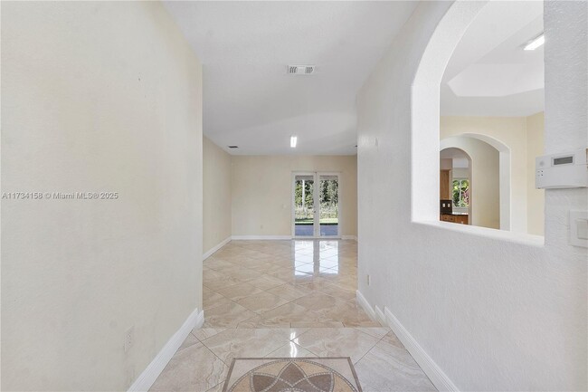 16221 SW 42nd Terrace in Miami, FL - Building Photo - Building Photo