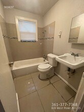 820 W Point Rd in Corpus Christi, TX - Building Photo - Building Photo