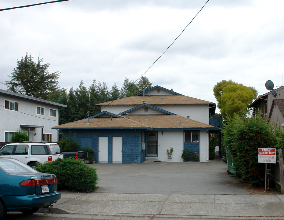 1132 3rd St in Novato, CA - Building Photo