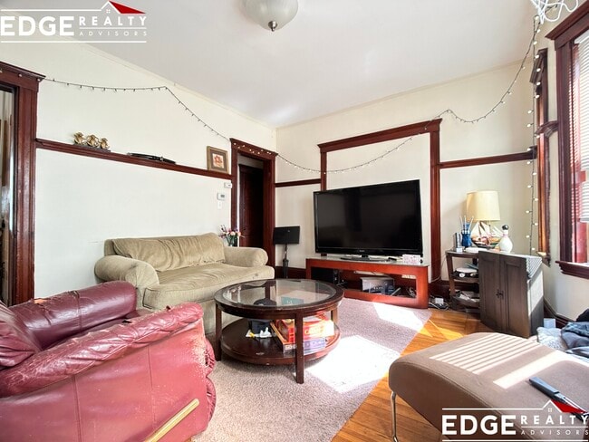 550 Washington St, Unit 2 in Boston, MA - Foto de edificio - Building Photo