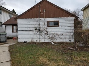 5950 N 70th St in Milwaukee, WI - Building Photo - Building Photo