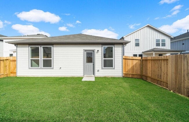 property at 21618 Fox Gully Ln