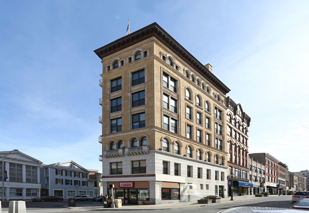 Apothecary Bldg in Waterbury, CT - Foto de edificio