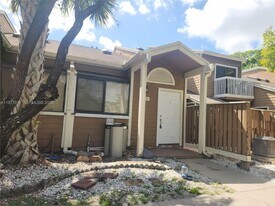 7184 Sportsman Dr in North Lauderdale, FL - Building Photo