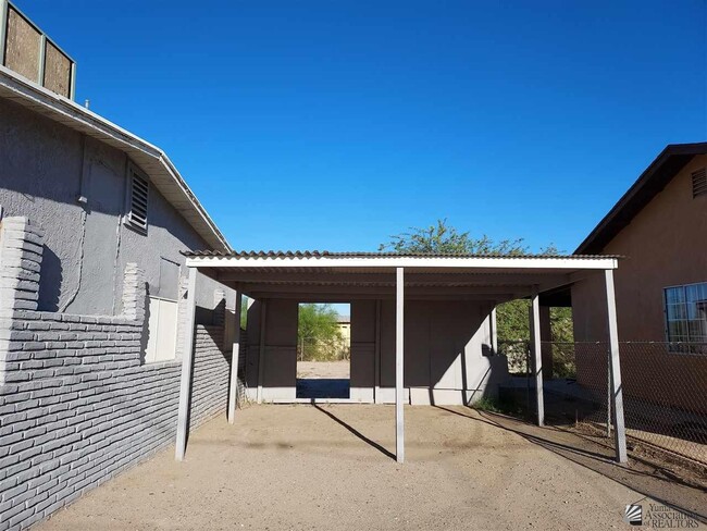 909 S 1st Ave in Yuma, AZ - Building Photo - Building Photo