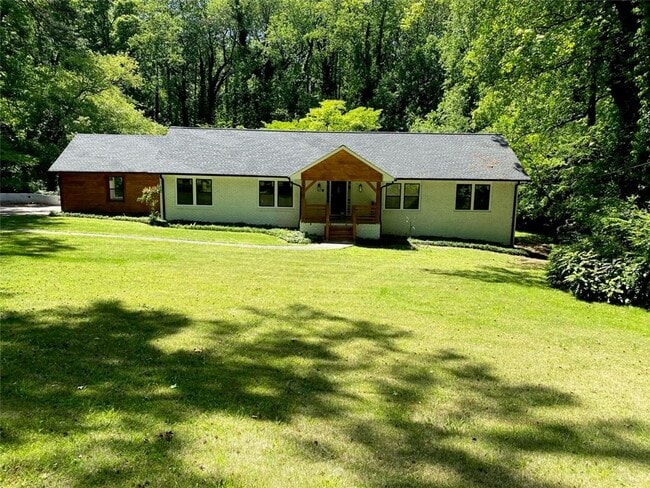 property at 2800 Duke of Gloucester St