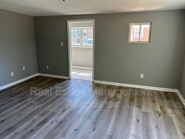 739 E Central Ave in Griffin, GA - Building Photo - Building Photo