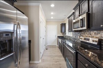 2000 Huff Pl in Chattanooga, TN - Foto de edificio - Building Photo