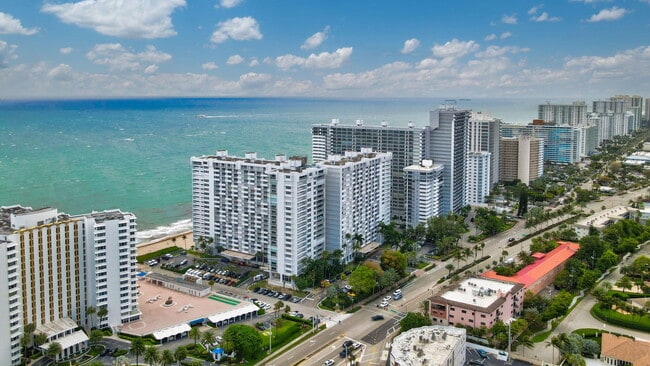 4280 Galt Ocean Dr in Fort Lauderdale, FL - Building Photo - Building Photo