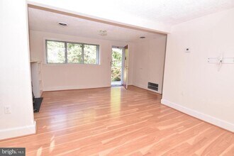 6497 Windham Ave in Alexandria, VA - Building Photo - Building Photo