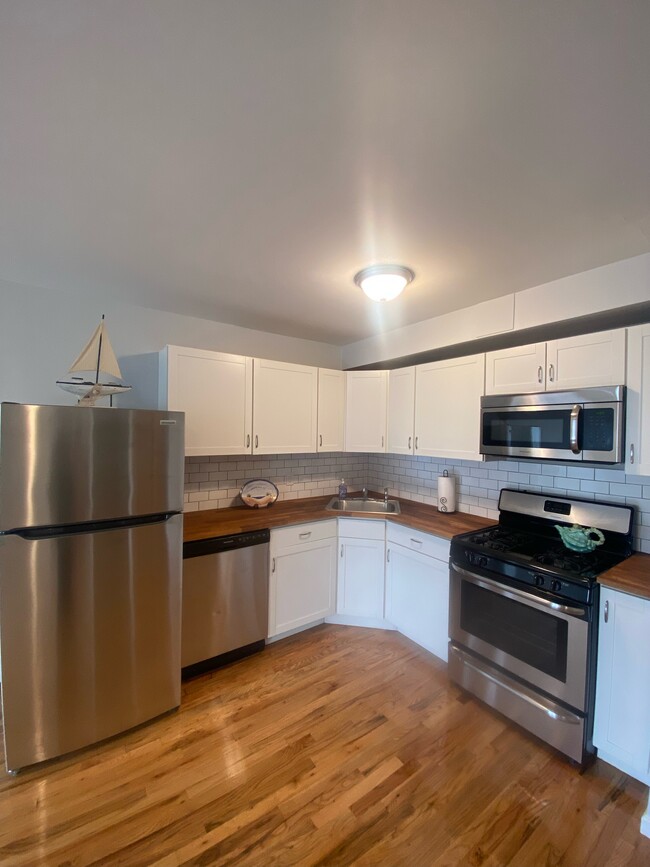 214 Beach 91st St, Unit 2