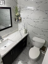 180 Markham Rd in Toronto, ON - Building Photo