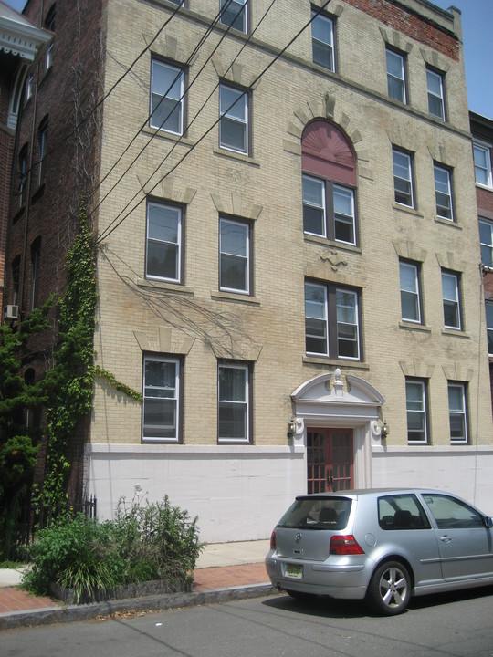 191 Wooster St in New Haven, CT - Building Photo