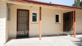 149 Mason St in Vacaville, CA - Building Photo