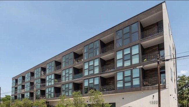 property at 1322 E 12th St