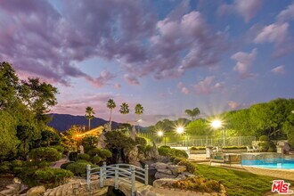 1047 E Pomello Dr in Claremont, CA - Building Photo - Building Photo