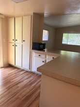 25-27-27 Simmons Way in Davis, CA - Building Photo - Building Photo
