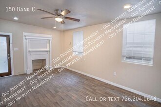 150 Bank St in San Antonio, TX - Building Photo - Building Photo