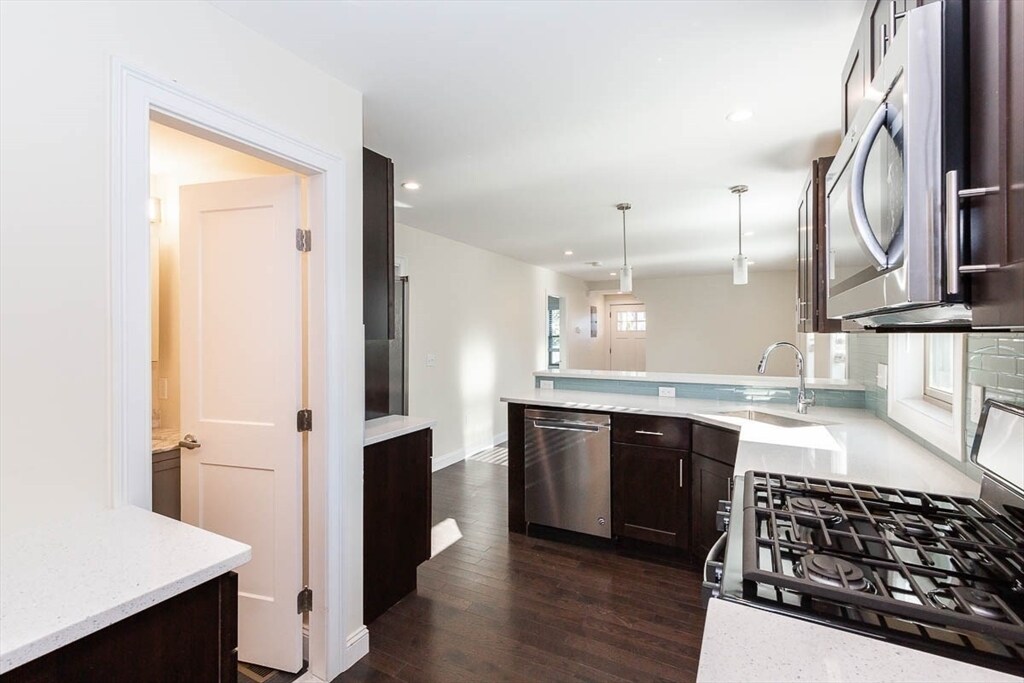 39-41 Harvard St in Medford, MA - Building Photo