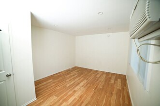 7745 Laurel Canyon Blvd. in North Hollywood, CA - Foto de edificio - Interior Photo