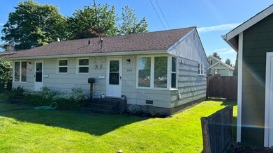 508 Burnett Ave N in Renton, WA - Building Photo - Building Photo