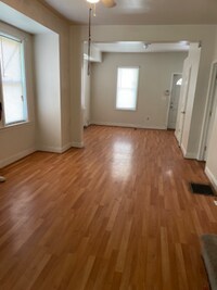 3800 Glenmore Ave photo'