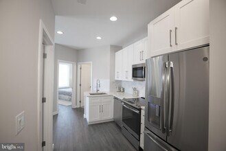 1508 Ridge Ave, Unit 501 in Philadelphia, PA - Foto de edificio - Building Photo