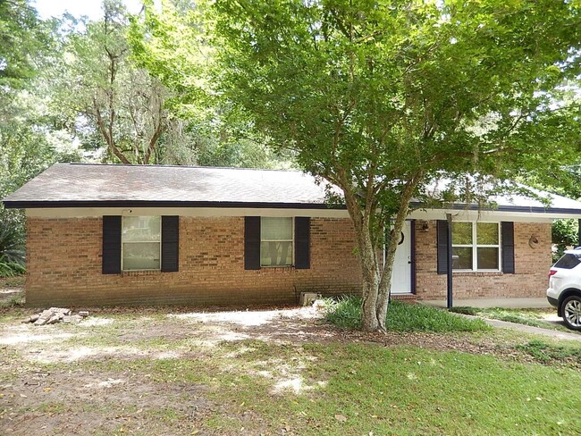 property at 4032 Elder Ln