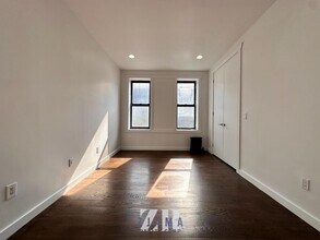 410 Eastern Pkwy in Brooklyn, NY - Building Photo - Building Photo