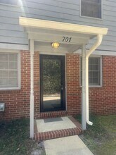 701 Montclair Dr in Wilmington, NC - Building Photo - Building Photo
