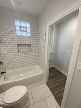 3840 W Diversey Ave, Unit 2 in Chicago, IL - Building Photo - Building Photo