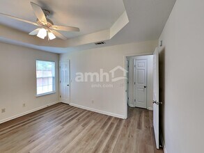 1127 Benton Mason Dr in La Vergne, TN - Building Photo - Building Photo