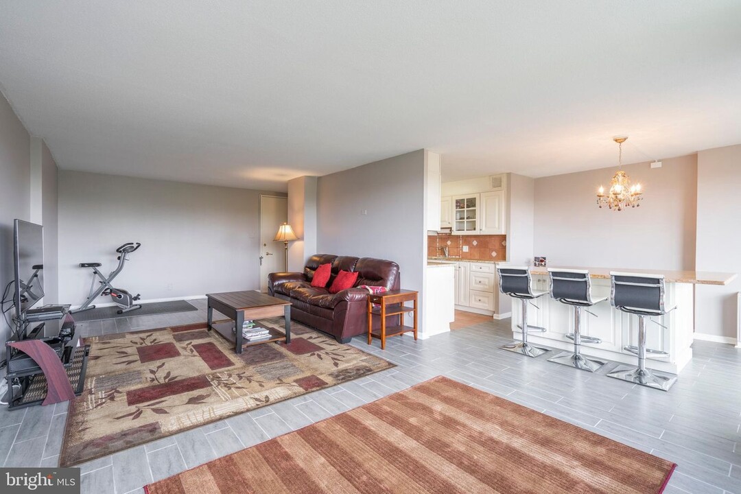 1001 City Ave, Unit ED1014 in Penn Wynne, PA - Building Photo