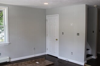 419 Court St in Plymouth, MA - Building Photo - Building Photo