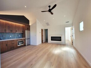 1148 N Genesee Ave in West Hollywood, CA - Building Photo - Building Photo