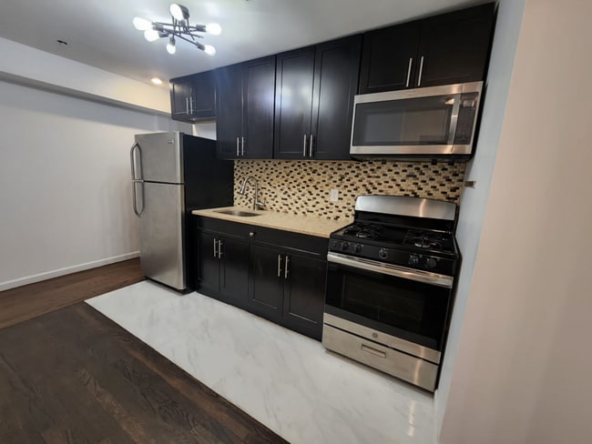 131 B121st St in Queens, NY - Building Photo - Building Photo