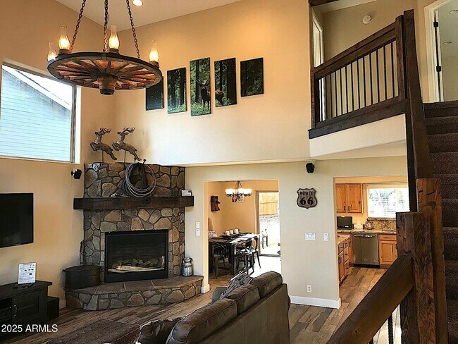 5056 S Topaz Rd in Flagstaff, AZ - Building Photo - Building Photo