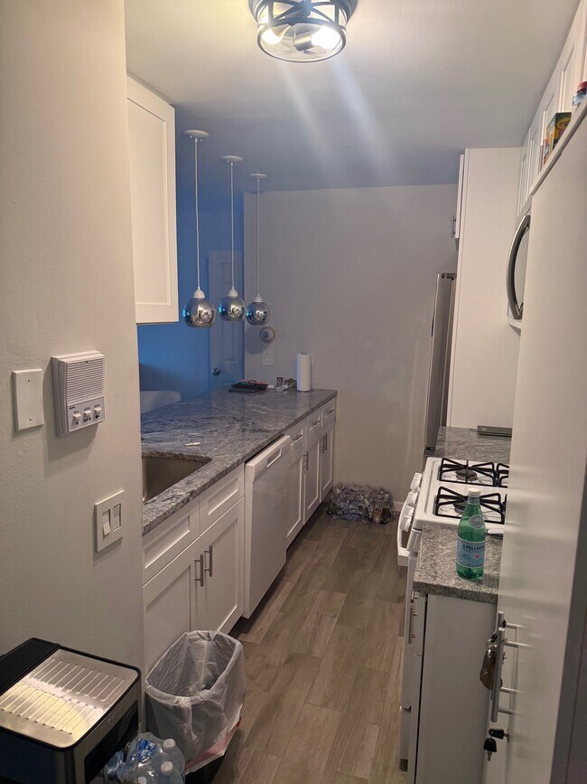 1195 N Boxwood Dr in Mount Prospect, IL - Building Photo - Building Photo