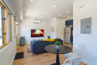 3036 Beech St, Unit Heart of South Park 1 Bed in San Diego, CA - Foto de edificio - Building Photo