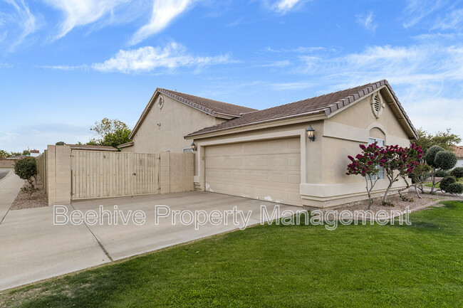 1861 N Oracle Cir in Mesa, AZ - Building Photo - Building Photo