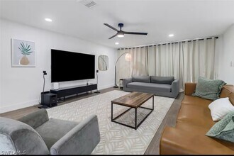 514 14th St N in Naples, FL - Building Photo - Building Photo