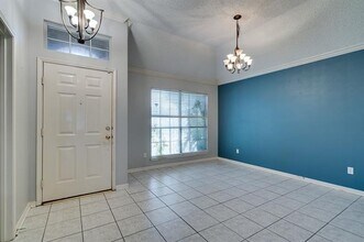 1248 Taylor Ln in Lewisville, TX - Building Photo - Building Photo