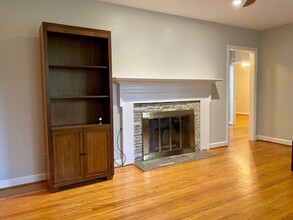 1938 Fairfield Dr in Raleigh, NC - Building Photo - Building Photo