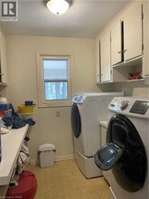 190 Mohawk Ave in Waterloo, ON - Building Photo - Building Photo